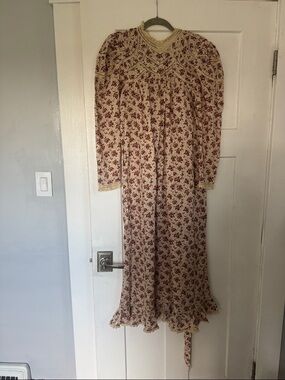 Doen Cream Dress with Burgundy Floral Print